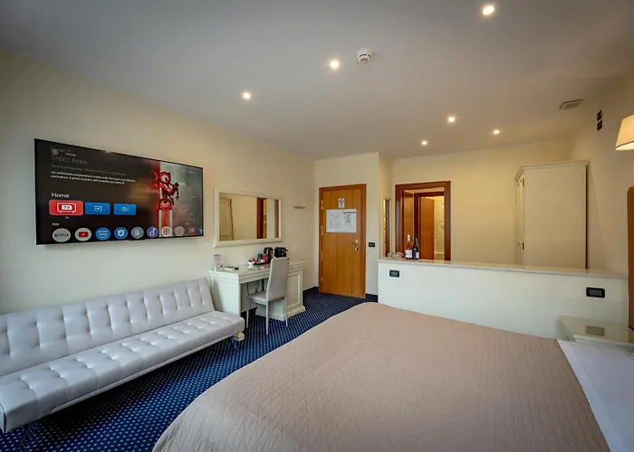 The Dome - Panoramic フェラーラ