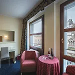 The Dome - Panoramic Hotel Ferrara
