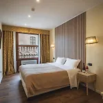 The Dome - Panoramic Hotel *