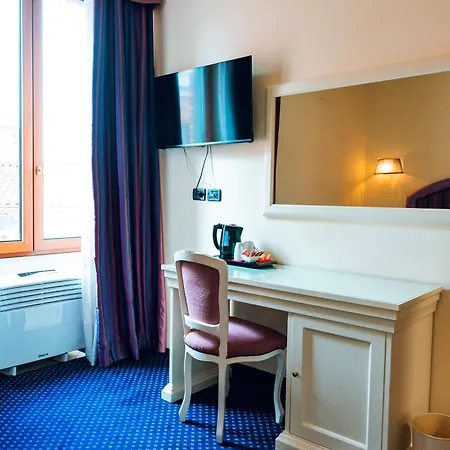 Panoramic Torre Della Vittoria 3* Ferrara