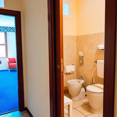 Panoramic Torre Della Vittoria Hotel Ferrara