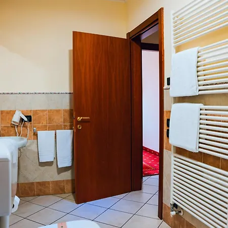 Hotel Panoramic Torre Della Vittoria 3*