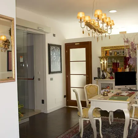 Panoramic Torre Della Vittoria Hotel 3*