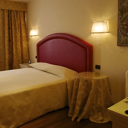 Hotel Panoramic Torre Della Vittoria Ferrara