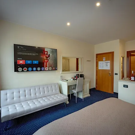 The Dome - Panoramic Hotel *