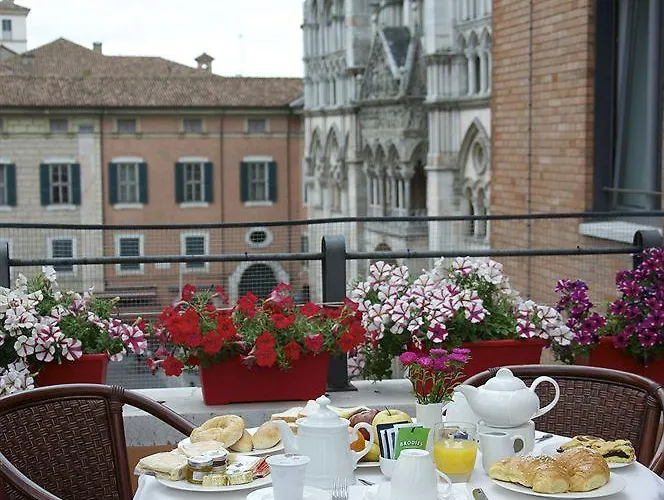 The Dome - Panoramic Hotel Ferrara