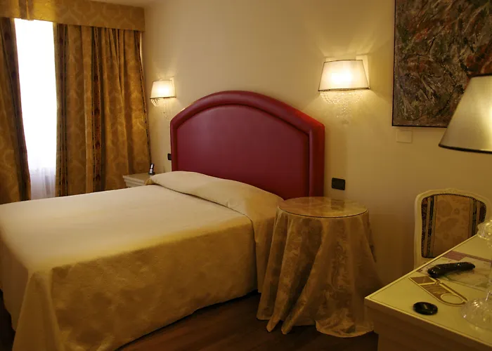 Hotel The Dome - Panoramic Ferrara