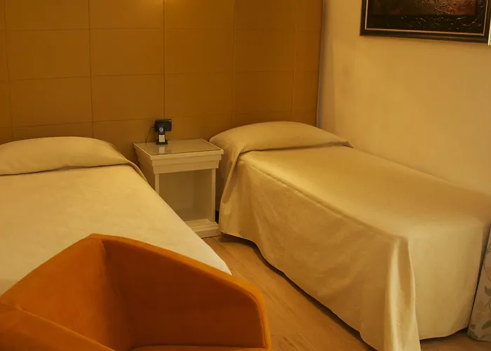 The Dome - Panoramic * Ferrara