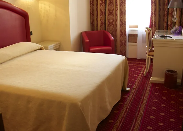 The Dome - Panoramic Hotel Ferrara