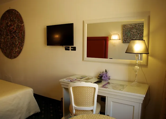 The Dome - Panoramic