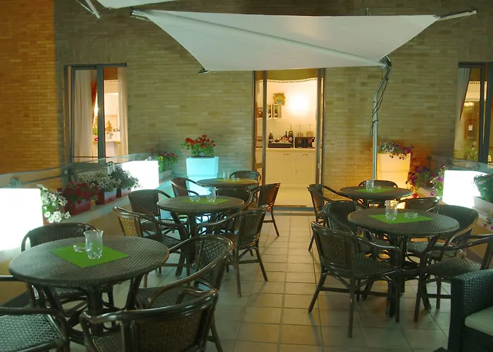 The Dome - Panoramic Hotel *