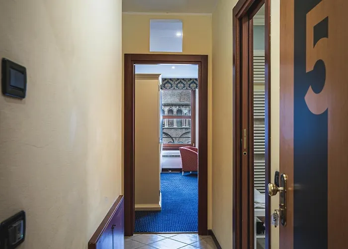 The Dome - Panoramic Ξενοδοχείο Φεράρα