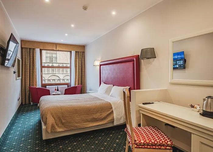 The Dome - Panoramic Ξενοδοχείο Φεράρα